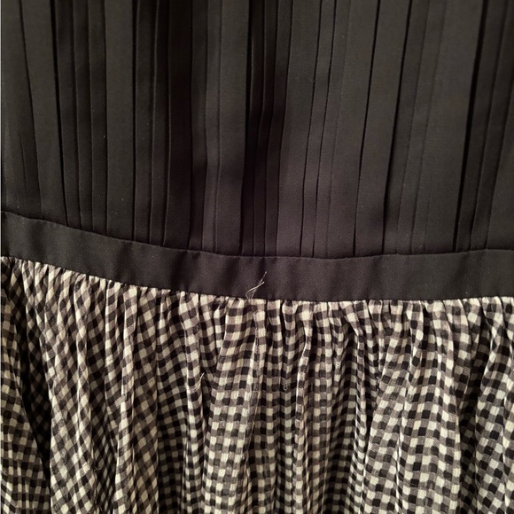 Medium Women’s Greylin Dress - Picture 6 of 9